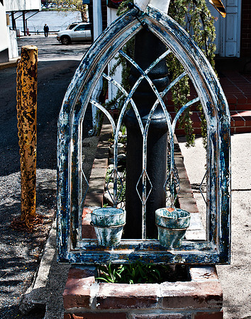 "Color, Doors, Objects, Scenery, Windows, Architecture, Automobiles, Artifacts"