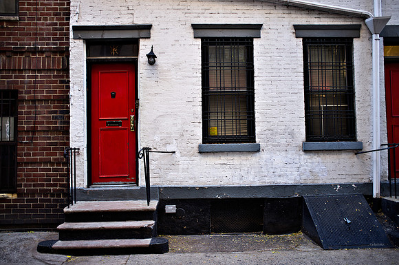 "Color, Doors, Objects, Scenery, Windows, Architecture, Automobiles, Artifacts"