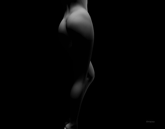 Nude 3