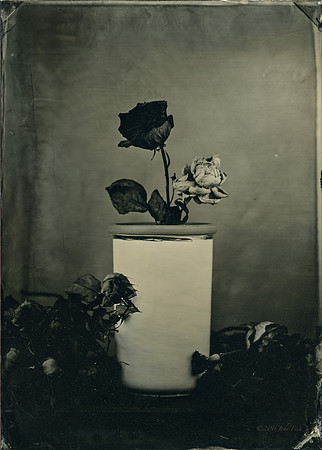 Italian Vase w/Flowers
