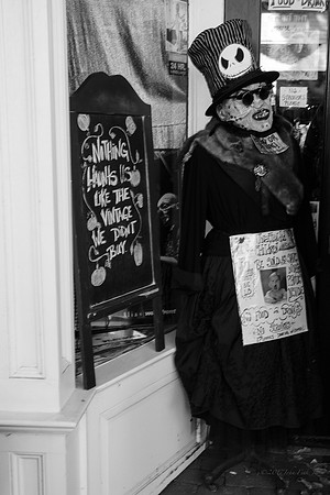 street photography, people, B&W, street scenes