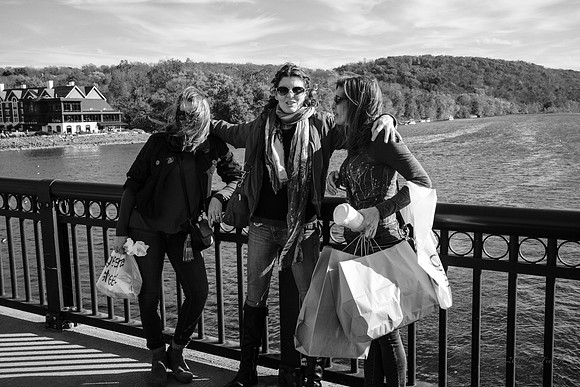 street photography, people, B&W, street scenes