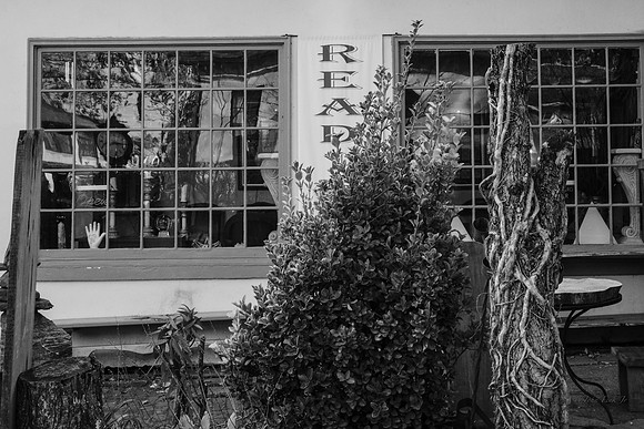 street photography, people, B&W, street scenes