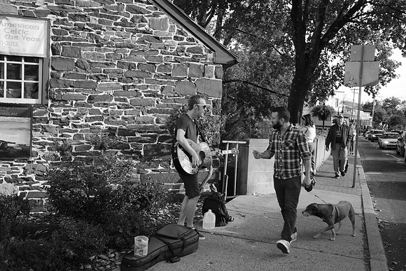 street photography, people, B&W, street scenes
