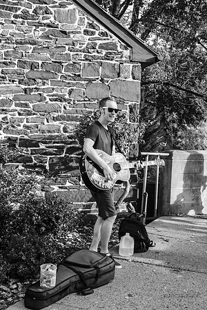 street photography, people, B&W, street scenes