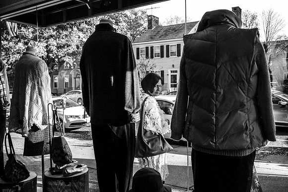 street photography, people, B&W, street scenes