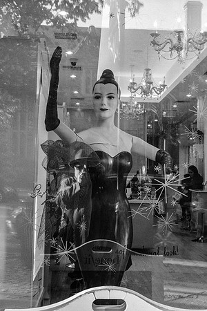 street photography, people, B&W, street scenes
