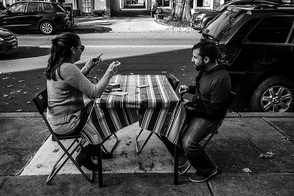 street photography, people, B&W, street scenes