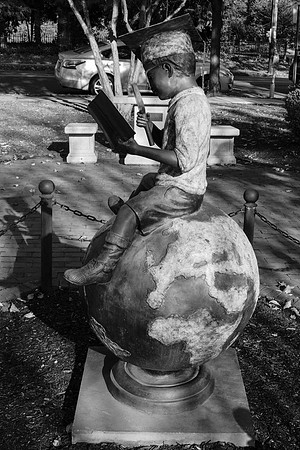 street photography, people, B&W, street scenes