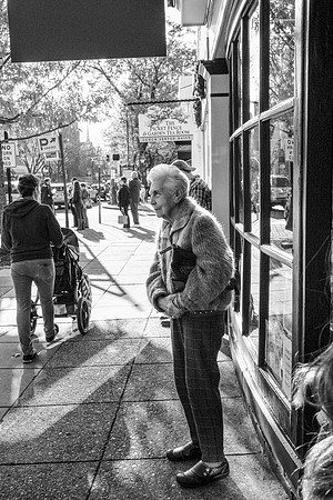 street photography, people, B&W, street scenes