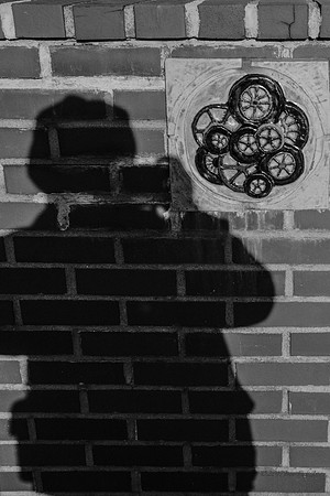 street photography, people, B&W, street scenes