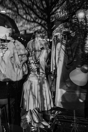 street photography, people, B&W, street scenes