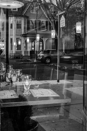 street photography, people, B&W, street scenes