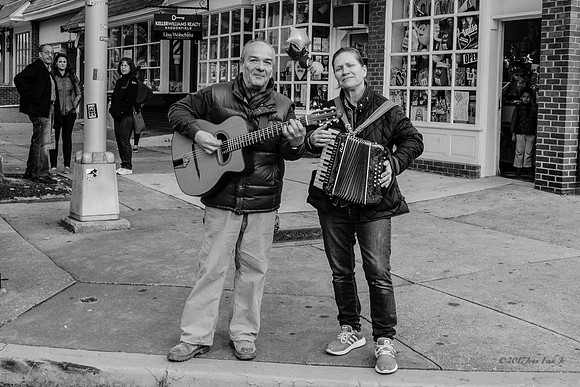 street photography, people, B&W, street scenes