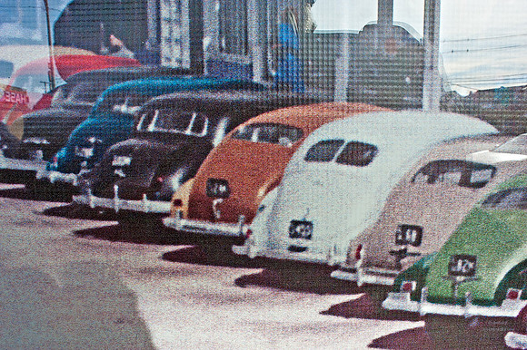 "Color, Doors, Objects, Scenery, Windows, Architecture, Automobiles, Artifacts"