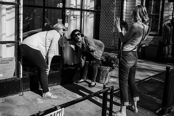 street photography, people, B&W, street scenes