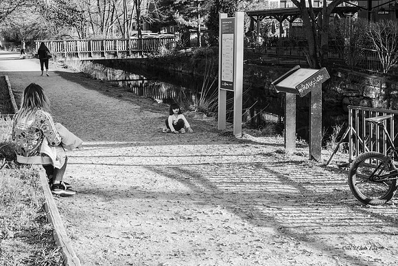 street photography, people, B&W, street scenes