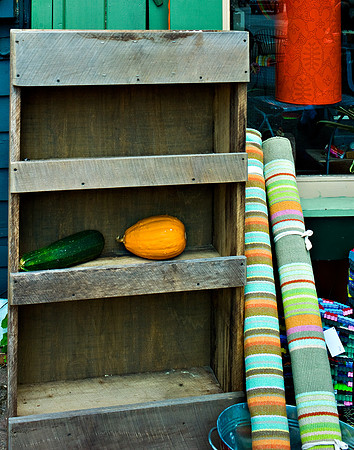 "Color, Doors, Objects, Scenery, Windows, Architecture, Automobiles, Artifacts"