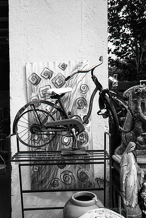street photography, people, B&W, street scenes