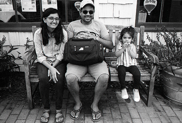 street photography, people, B&W, street scenes