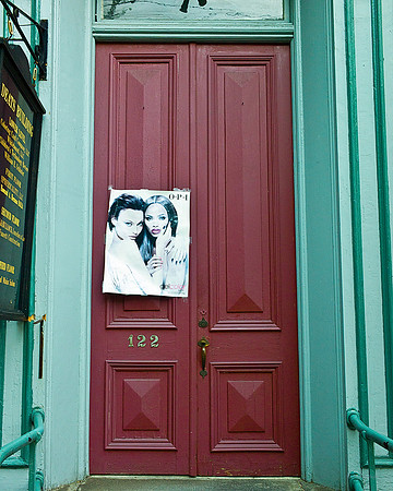 "Color, Doors, Objects, Scenery, Windows, Architecture, Automobiles, Artifacts"