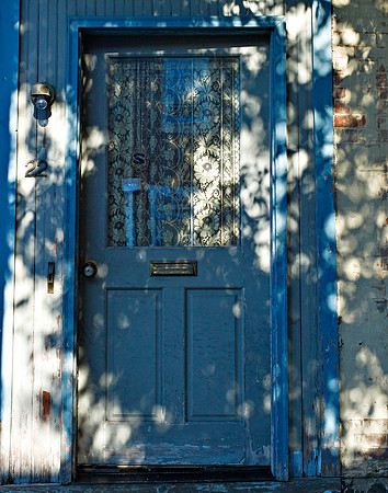 "Color, Doors, Objects, Scenery, Windows, Architecture, Automobiles, Artifacts"