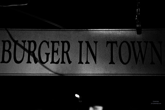 Burger In Tow