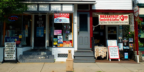 "Color, Doors, Objects, Scenery, Windows, Architecture, Automobiles, Artifacts"