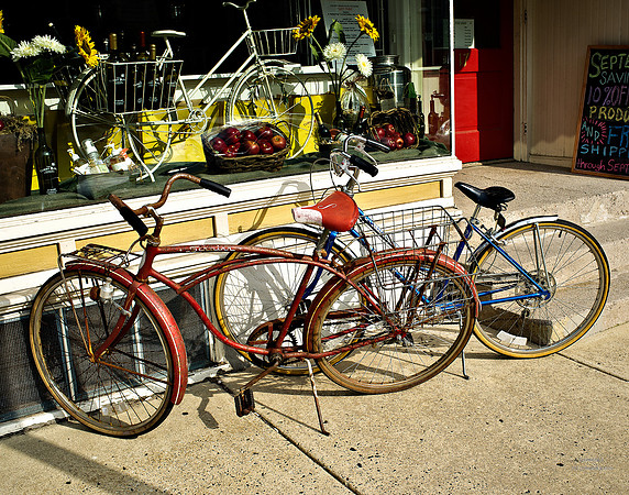 "Color, Doors, Objects, Scenery, Windows, Architecture, Automobiles, Artifacts"