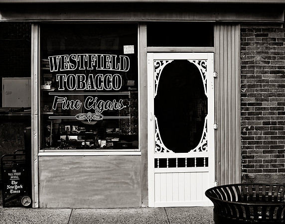 "Color, Doors, Objects, Scenery, Windows, Architecture, Automobiles, Artifacts"