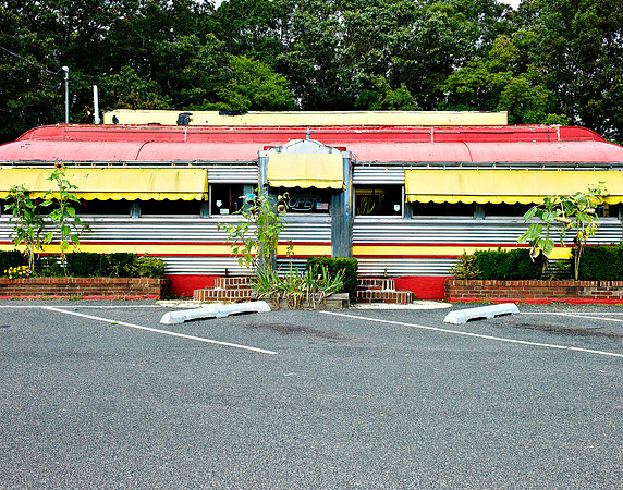 The Roadside Diner, Wall, NJ