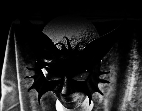 Hidden Eyes