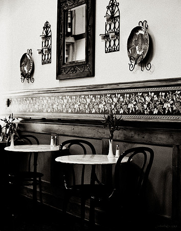 Cafe Tables & Chairs